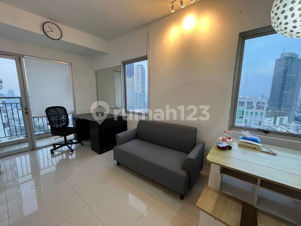 Disewakan Apartemen Cosmo Residence - 60 M², Lokasi Strategis Disewakan Apartemen Cosmo Residence - 60 M², Lokasi Strategis