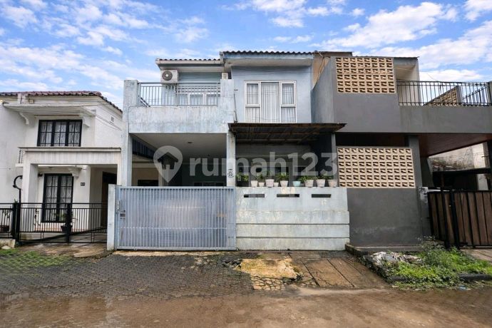 Rumah 2 Lantai Siap Huni di Graha Cinere, Depok Rumah 2 Lantai Siap Huni di Graha Cinere, Depok