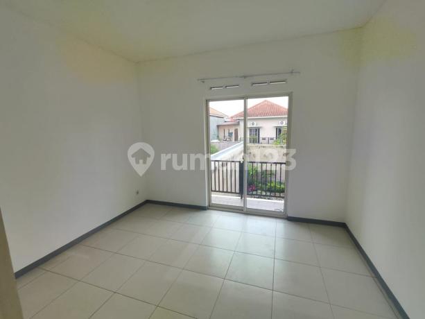 Rumah 2 Lantai Good View Sunrise Kota Baru Parahyangan