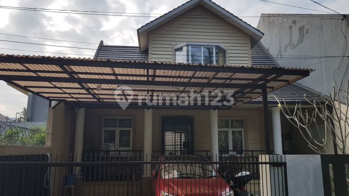 Jual Rumah 2 Lantai Bagus di Babakan Jeruk, Bandung