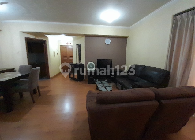 Richmond Apartment 3 Bedrooms Furnished Good