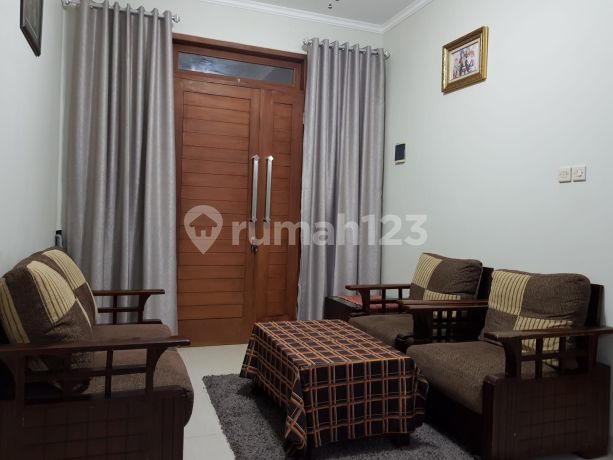 Rumah Mewah Dekat Modern Hill Di Puri Primacom Sawangan Depok