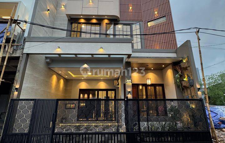 Rumah Mewah Modern Dekat South City Pondok Cabe Tangerang Selatan