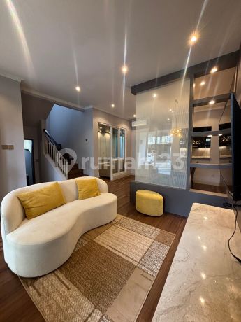 Dijual Rumah Full Furnished di Cluster Fiordini Illago, Gading Serpong