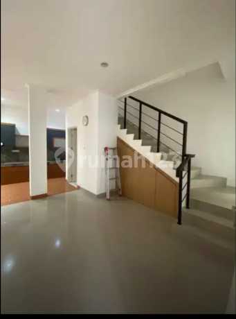 Two-Story Houses in Puri Beta2 Ciledug Tangerang