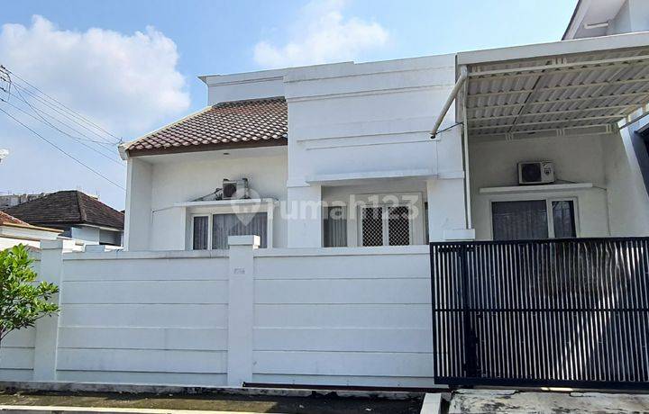 Dijual Rumah Bagus Estetik Shm Di Puri Anjasmoro Bebas Banjir