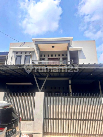 Rumah 2 Lantai Siap Huni Taman Pondok Gede Bekasi Di Jual Cepat Rumah 2 Lantai Siap Huni Taman Pondok Gede Bekasi Di Jual Cepat