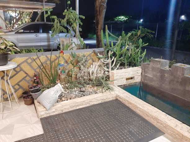 For Quick Sale Royal Residence House West Surabaya