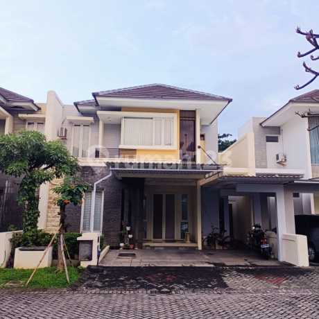 For Quick Sale Royal Residence House West Surabaya