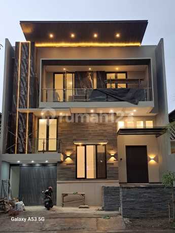 Rumah Baru Fullerton Place Citraland Surabaya Barat