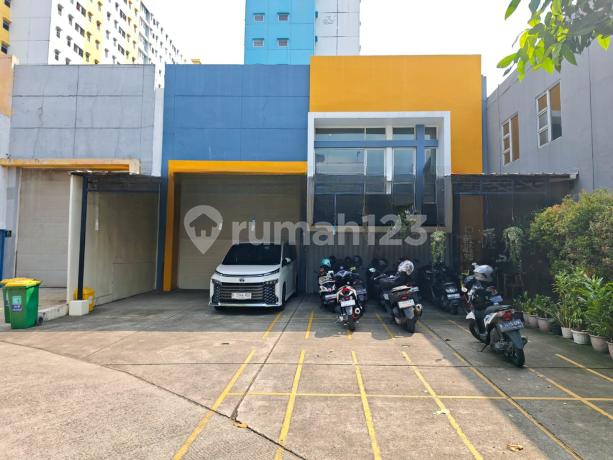 Pergudangan Bizpark 2 PuloGadung Cakung Penggilingan Cluster Akses Container Pergudangan Bizpark 2 PuloGadung Cakung Penggilingan Cluster Akses Container