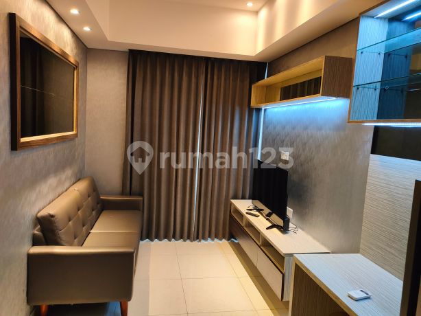 Sewa Interior Bagus 2Br Apartemen Taman Anggrek Residence