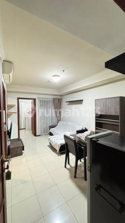 Sewa 2Br Royal Mediterania Garden