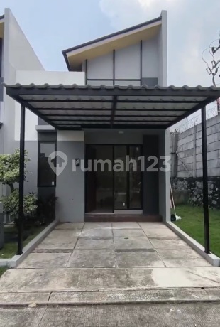 Rumah Ready Nempel BSD Selangkah ke Stasiun. Cisauk Tangerang Banten Rumah Ready Nempel BSD Selangkah ke Stasiun. Cisauk Tangerang Banten