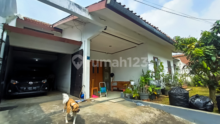 Bu Hitung's House, Winged Mountain Stone Land, Large Area 591 Bu Hitung's House, Winged Mountain Stone Land, Large Area 591