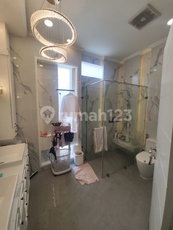 19. W The Riviera Puri, 3 Lantai, 8X18, Spesial Unit,Renov Mewah