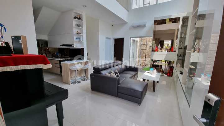 Riviera Puri At Metland, 8X15 Hook, Semifurnish, Best Deal