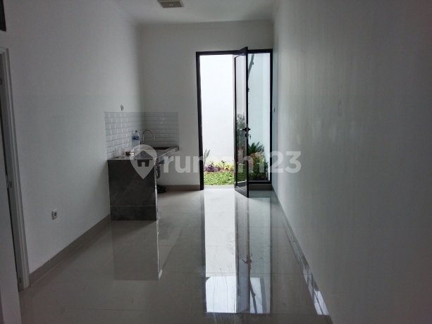 Rumah Mewah Dikawasan Elit Lokasi Strategis 3 Menit Bpom Jak-pus Rumah Mewah Dikawasan Elit Lokasi Strategis 3 Menit Bpom Jak-pus