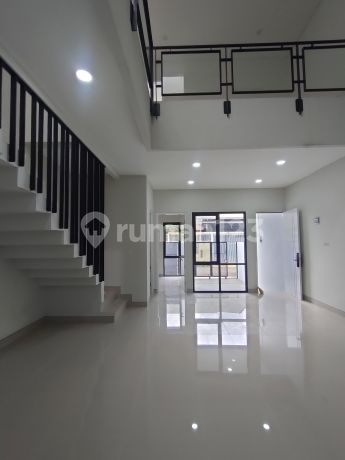 Rumah Baru 2 Lantai Taman Holis Indah 1 Bagus Minimalis Dekat Sekolah Bpk Penabur,Dekat Tol Pasko,Tol Marga Asih Rumah Baru 2 Lantai Taman Holis Indah 1 Bagus Minimalis Dekat Sekolah Bpk Penabur,Dekat Tol Pasko,Tol Marga Asih
