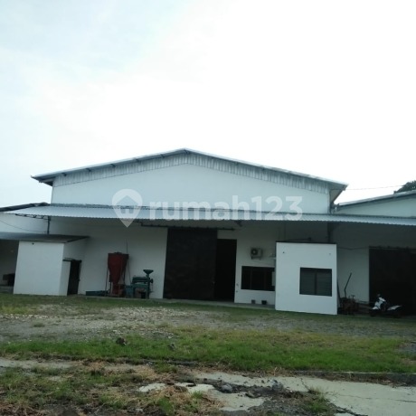 Gudang Startegis Siap Pakai di Dusun Wareng Kebon Agung