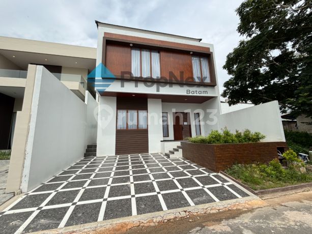 Dijual Rumah Baru 2 Lantai di Bukit Sukajadi Batam - Siap Huni Dijual Rumah Baru 2 Lantai di Bukit Sukajadi Batam - Siap Huni