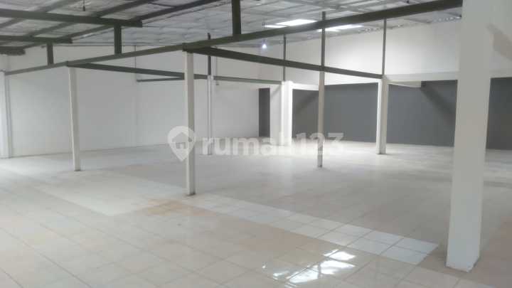 Gudang Cocok Untuk Home Industry Dekat Tol di Holis Permai Gudang Cocok Untuk Home Industry Dekat Tol di Holis Permai
