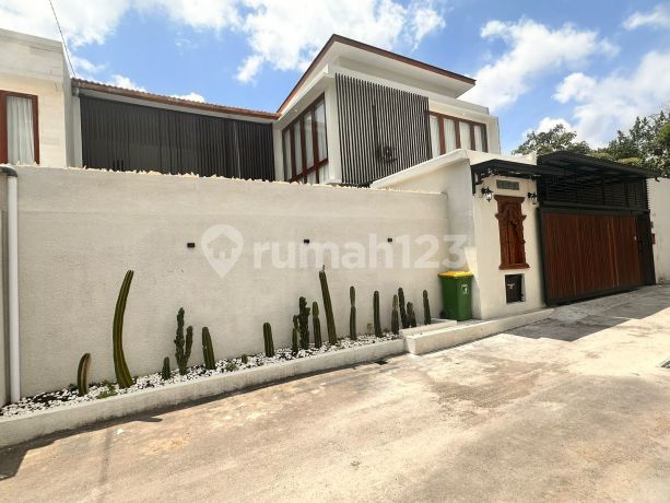 Rumah Siap Huni SHM 4 Kamar Bebas Banjir di Jimbaran