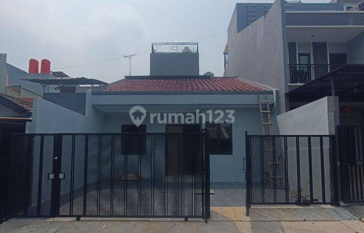 Rumah Ukuran 8x15, 1 1/2 Lantai Kalideres Permai