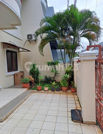 Rumah Hook 2 1/4 Lantai Nyaman Asri Citra Garden 3