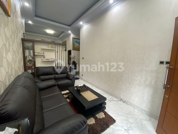 Rumah Nyaman Estetik 9X15m² Siap Huni Daan Mogot Arcadia Rumah Nyaman Estetik 9X15m² Siap Huni Daan Mogot Arcadia