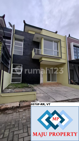 Rumah Bagus Siap Huni di Batu Putih Cibubur Rumah Bagus Siap Huni di Batu Putih Cibubur