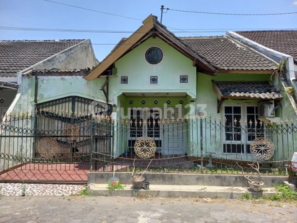 Rumah Strategis Di Puri Timoho Asri, Baciro, Dekat UIN, Amplaz