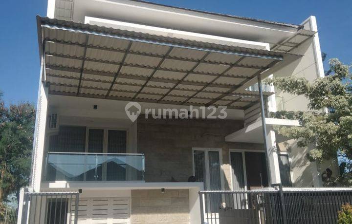 Rumah East Emerald Mansion Citraland Surabaya Murah SAM.YA4884