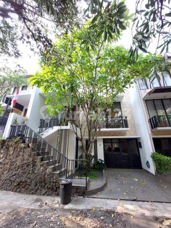 Rumah Kemang Hills Residence, Pasar Minggu, 3 lantai, Uk.8x17,6 Rumah Kemang Hills Residence, Pasar Minggu, 3 lantai, Uk.8x17,6