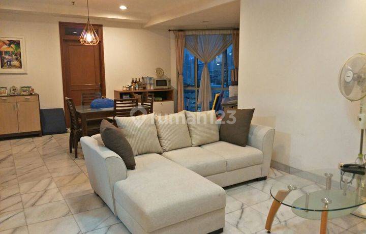 Apartement Mitra Oasis Residence 3 BR Furnished Bagus Sekali