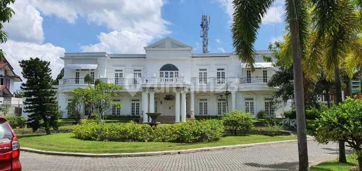 Villa in Bukit Hijau Regency Complex (Taman Setia Budi Indah) Villa in Bukit Hijau Regency Complex (Taman Setia Budi Indah)