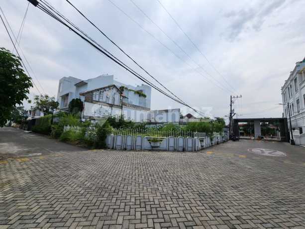 Kavling Hook di Komplek Taman Polonia Jalan Boulevard