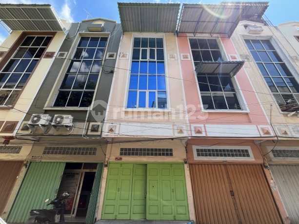 Ruko di Komplek Asia Mega Mas