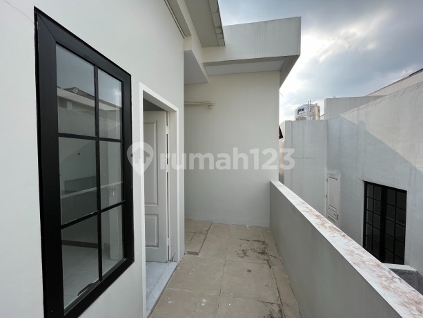 Villa in Jewel Park Complex (Starban Road / Polonia) Villa in Jewel Park Complex (Starban Road / Polonia)