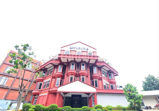 FOR SALE - PEJATEN 4-STORY BUILDING WITH BUSINESS AND COMMERCIAL PERMIT FOR SALE - PEJATEN 4-STORY BUILDING WITH BUSINESS AND COMMERCIAL PERMIT