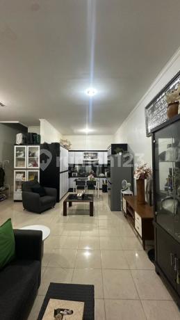 Rumah Komplek Buah Batu Semi Furnished