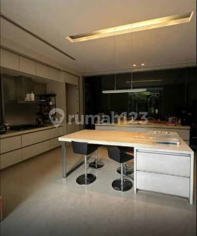 Rumah mewah Hoek Lotus Palace PIK Minimalis Tropis jarang ada