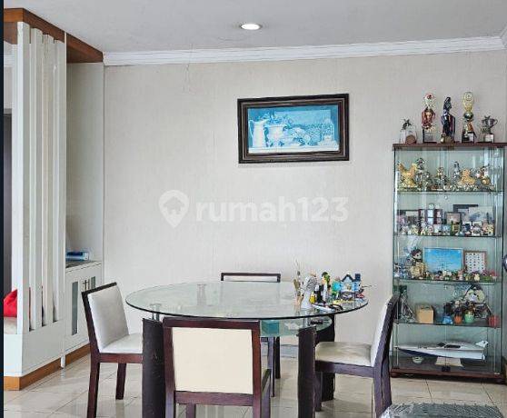 Apartemen Pantai Mutiara 3 Kamar Tidur Tower Damar City View