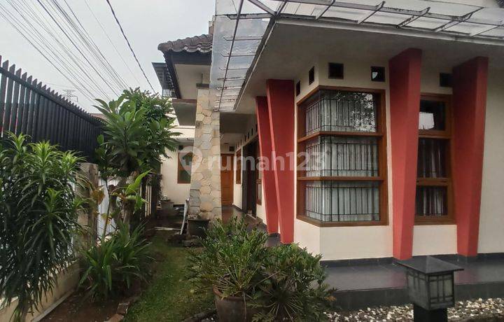 Jual Rumah Mewah Taman Pajajaran Bogor, Semi Furnished, di Pojok