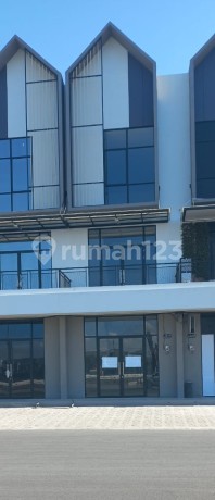 RUKO 3 LANTAI GRAND EASTERN SUKOLILO BARU DAN SIAP PAKAI