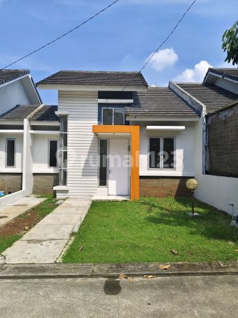 Turun Harga Rumah 1 Lantai Ada 2 Unit Bersebelahan Dekat Stasiun Cisauk Turun Harga Rumah 1 Lantai Ada 2 Unit Bersebelahan Dekat Stasiun Cisauk