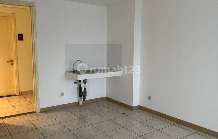 Dijual Murah 3 Bedroom Tower Avery Unfurnished View Pool