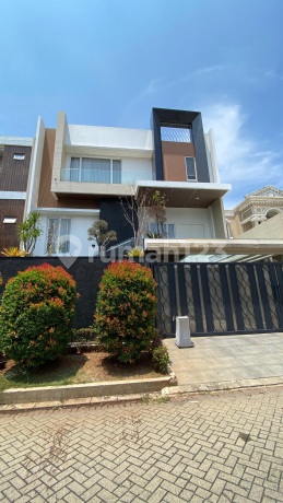 Rumah Mewah Pantai Indah Kapuk 332M2 Furnished