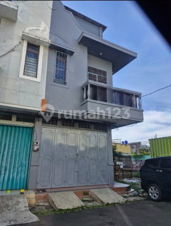 Ruko Murah 3 Lantai Rapi Baru Renov Siap Pakai Bebas Banjir di Ruko 1000 Taman Palem Lestari Ruko Murah 3 Lantai Rapi Baru Renov Siap Pakai Bebas Banjir di Ruko 1000 Taman Palem Lestari