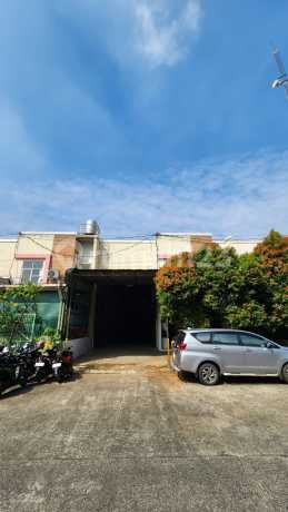 Disewakan Gudang Murah Lokasi Aman Siap Pakai di Komplek Pergudangan Surya Kadu Jatake